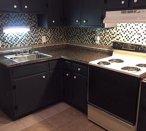 4th image of 3600 Newport Ave APT 1