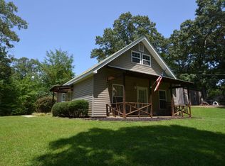84 N Holiday Dr, Dadeville, AL 36853