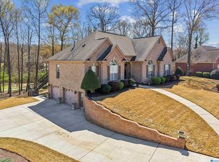 2700 Oakleaf Cir, Helena, AL 35022