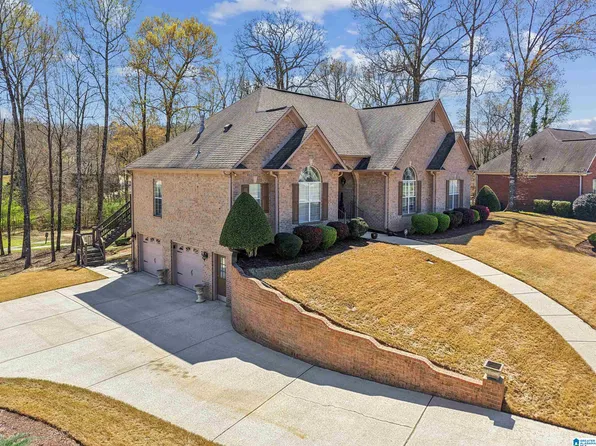 2700 Oakleaf Cir, Helena, AL 35022