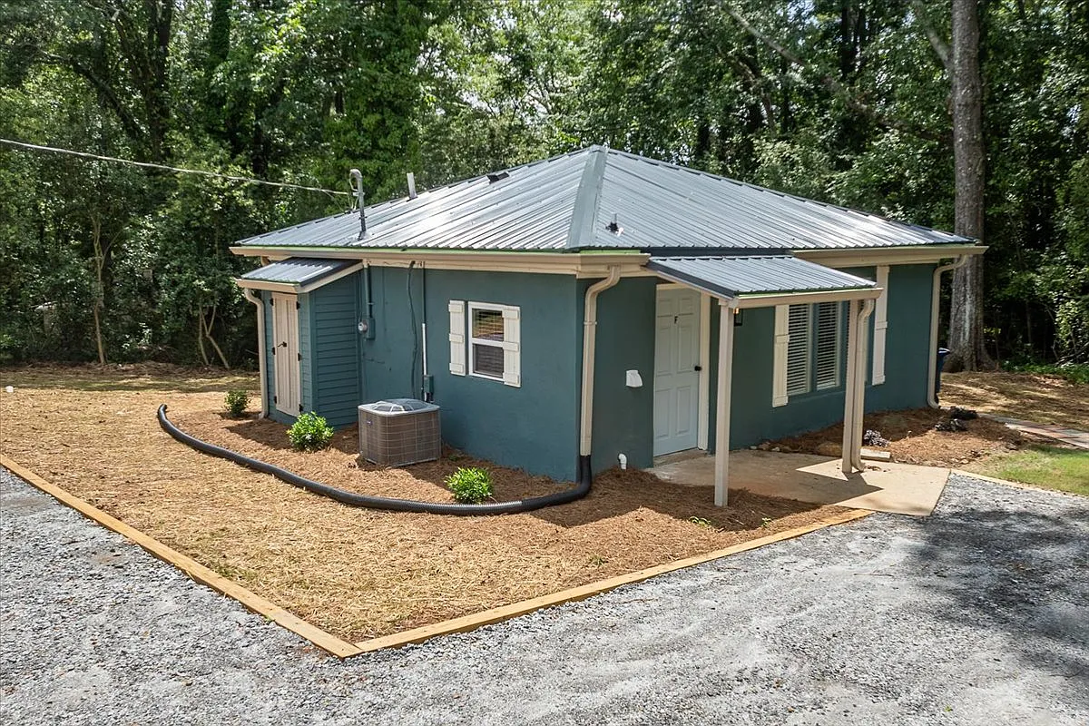 1 bed, 800 sqft, $1,498 — Photo 3