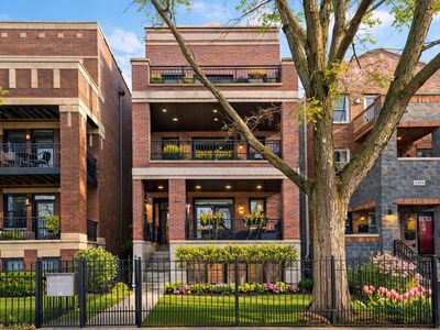 3321 N Seminary Ave Unit 3, Chicago, IL, 60657