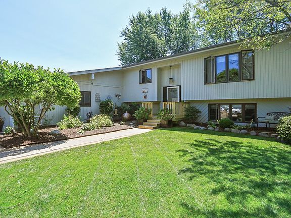 2nd image of 41 Balsam Ave