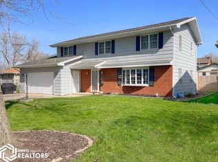 1018 1st Ave N, Iowa Falls, IA 50126