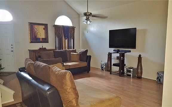3rd image of 6707 Clarkwood Dr