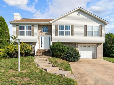 217 Chantilly Dr, Waynesboro, VA, 22980