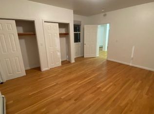 47 Fulton St #1R, Newark, NJ 07102