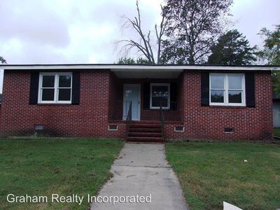 1100 Woodlawn Dr, Camden, SC, 29020