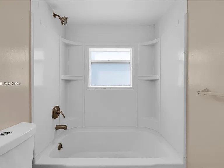 9964 Twin Lakes Dr #35-B — Photo 25