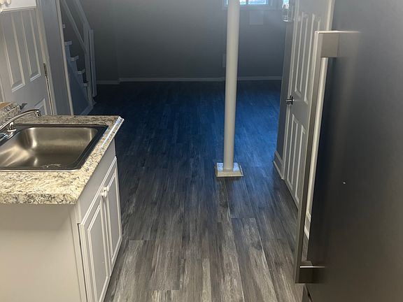 4th image of 143 Nunnery Ln #2