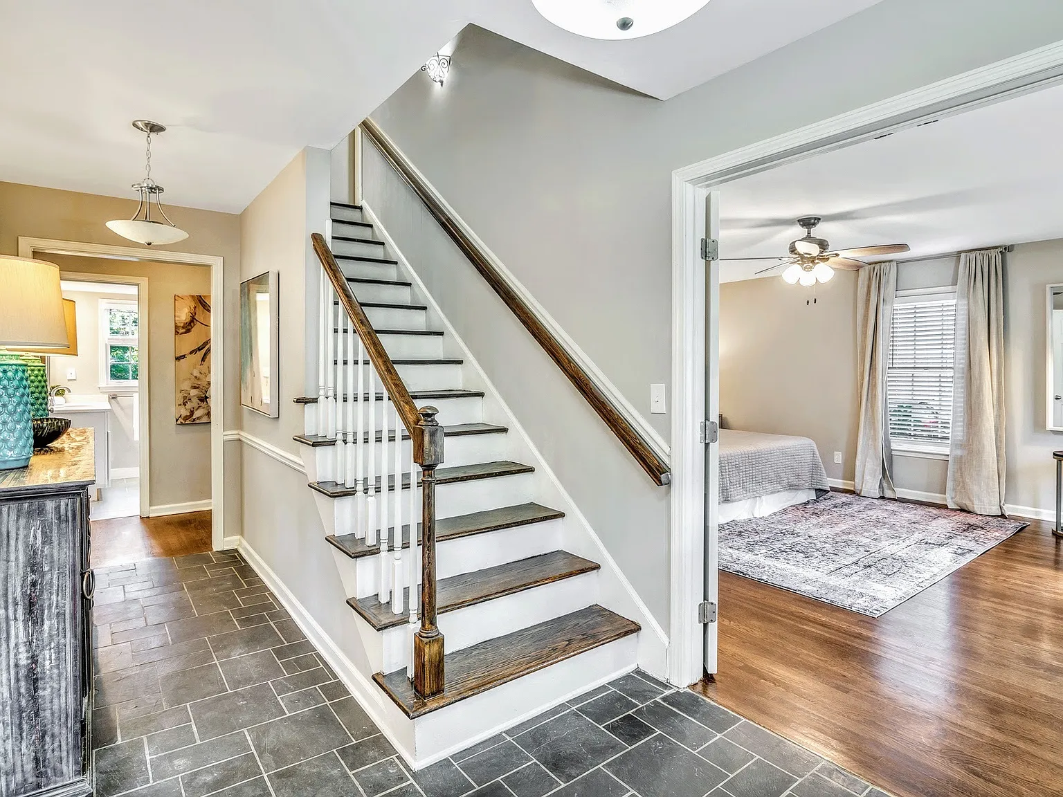 5 bed, 3.0 bath, 2394 sqft, $8,400 — Photo 4