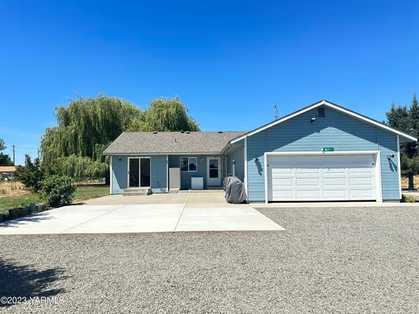 1655 Campbell Rd, Wapato, WA 98951