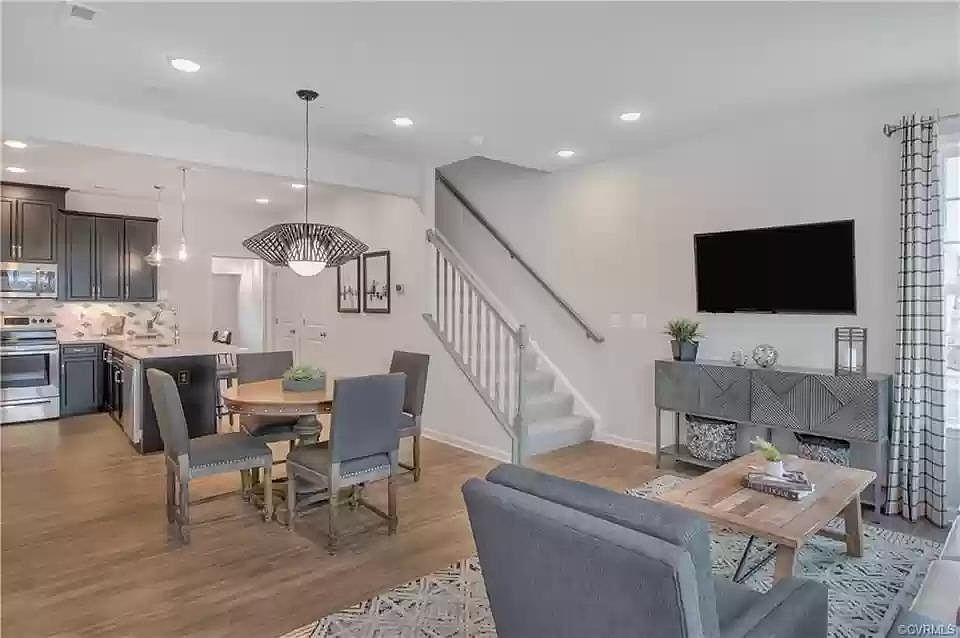 2nd image of 8034 Wistar Creek Dr