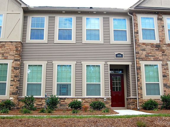 2nd image of 6858 Berewick Commons Pkwy