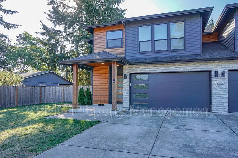 3 bed, 2.5 bath, 1860 sqft, $2,550 — Photo 1