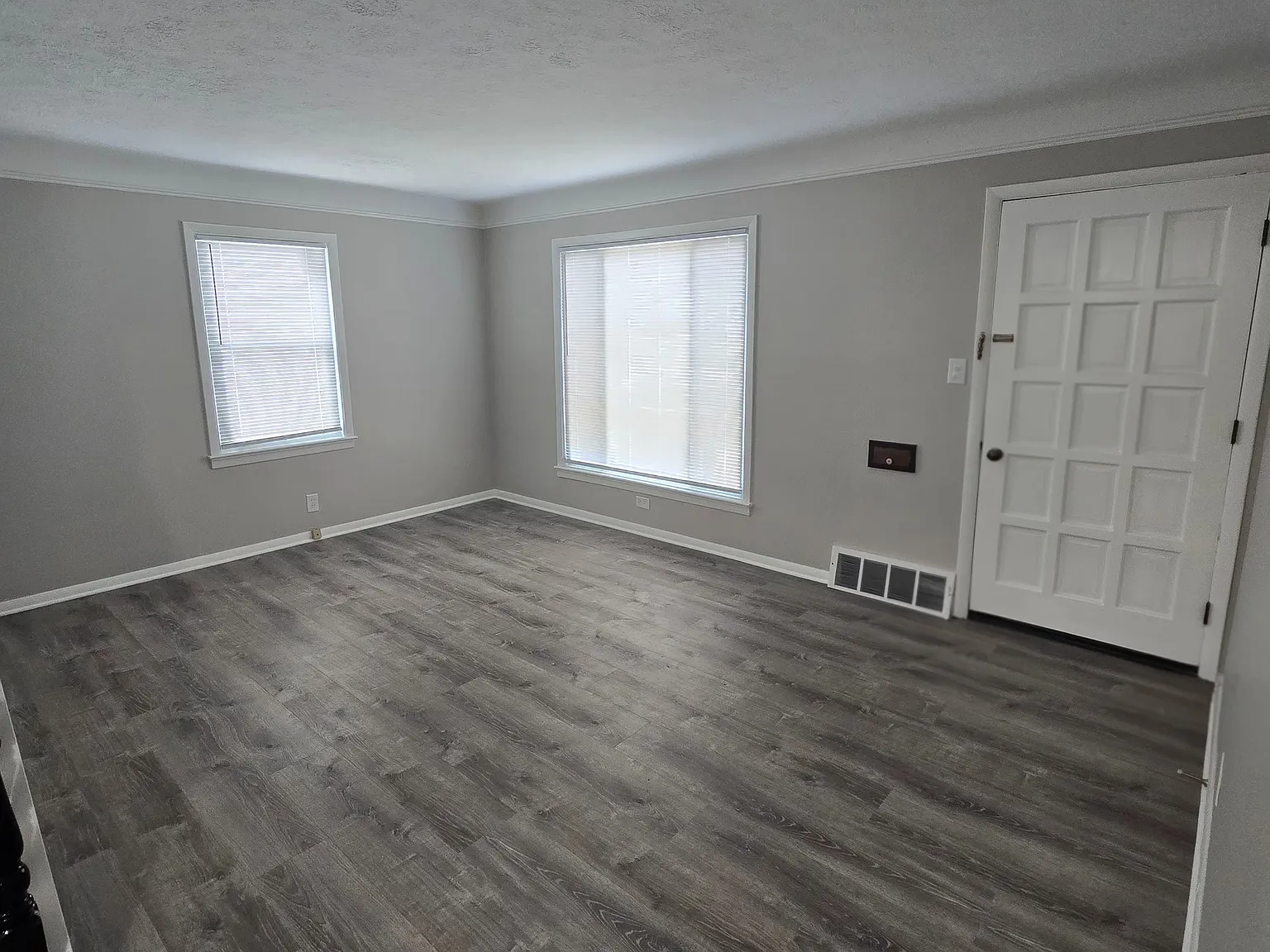 3 bed, 1218 sqft, $1,475 — Photo 2