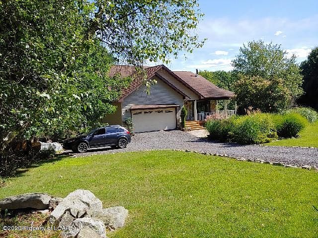 1st image of 10 Ramblewood Dr