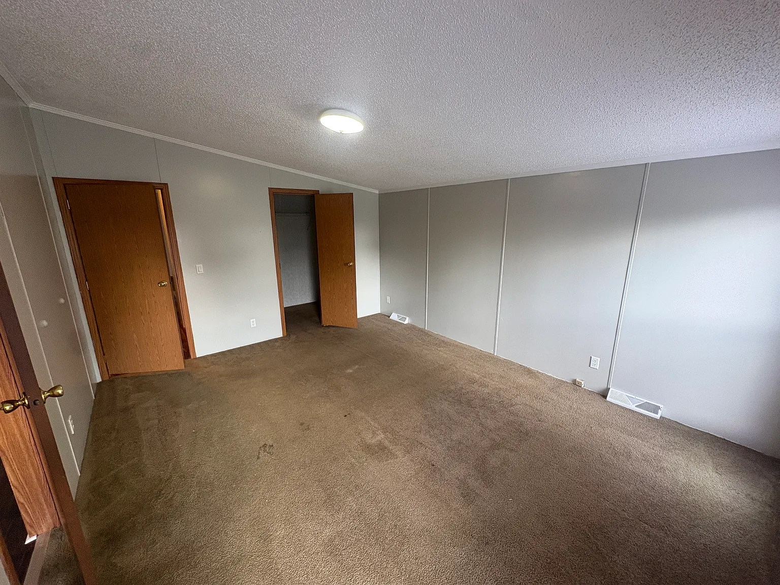 3 bed, 1650 sqft, $1,750 — Photo 2