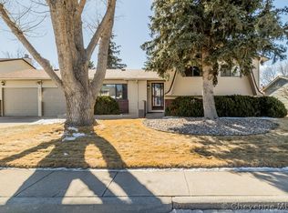 5315 Rangeview Dr, Cheyenne, WY 82001