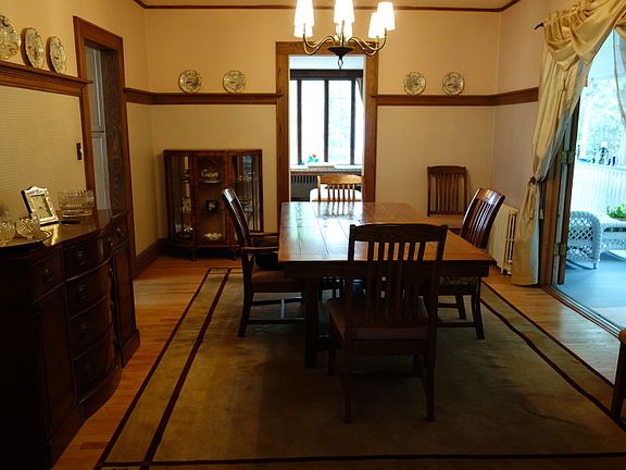 5th image of 21 Stewart Ave