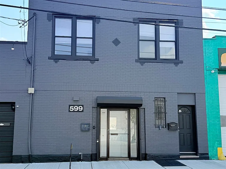 599 60th St #1 — Photo 1