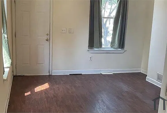 1 bed, 1190 sqft, $1,200 — Photo 2