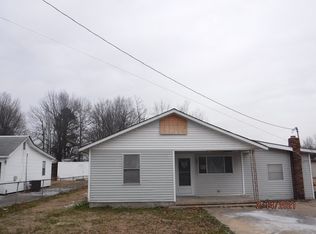 105 W Ruby St, Paragould, AR 72450