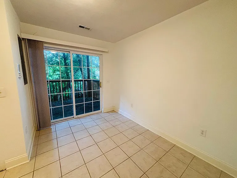 795 Collins St — Photo 4
