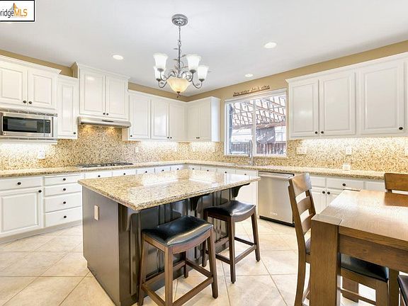 5th image of 1744 Mediterraneo Way