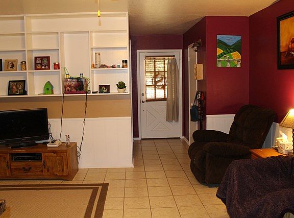 4th image of 4610 Mercedes Dr