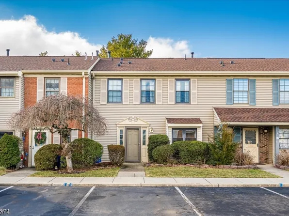 46 Carlisle Ct, Franklin Twp., NJ 08873