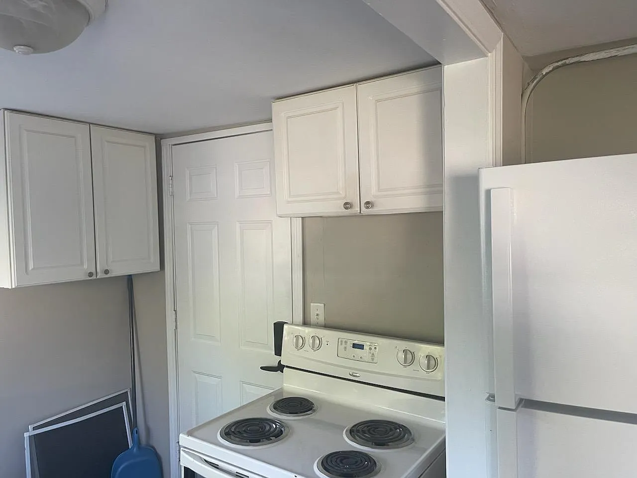 1 bed, 400 sqft, $775 — Photo 2