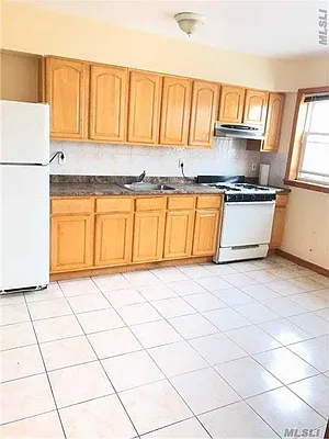 Rented by Exit Realty First Choice | media 2