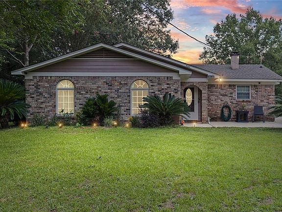 3rd image of 9262 Sandy Creek Ct