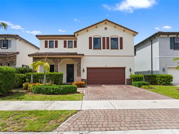 3557 W 94th Ter, Hialeah, FL 33018
