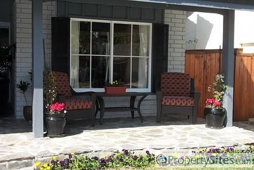 2nd image of 1589 S Brentford Ave