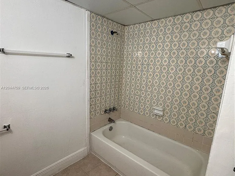 1756 NW 55th Ave #101 — Photo 3
