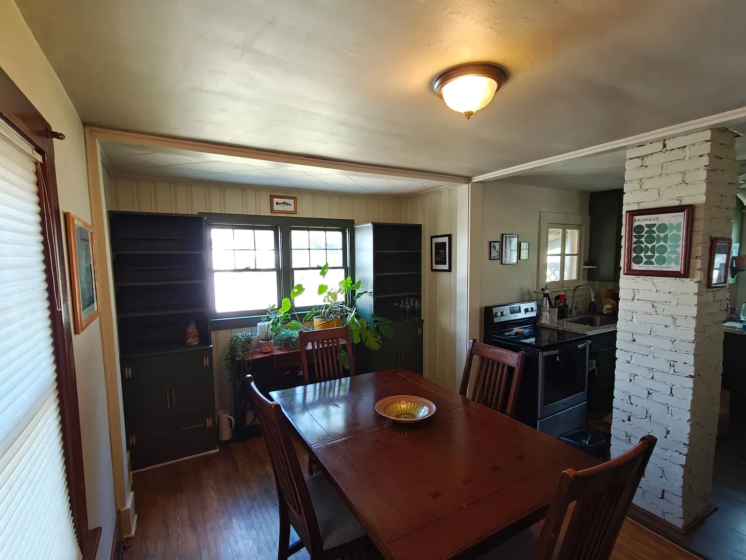 2 bed, 924 sqft, $2,100 — Photo 4