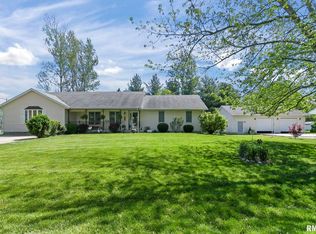 418 Henrietta St, Divernon, IL 62530