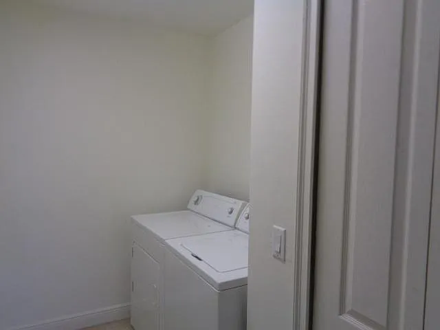 1512 SW 50th St #203 — Photo 14