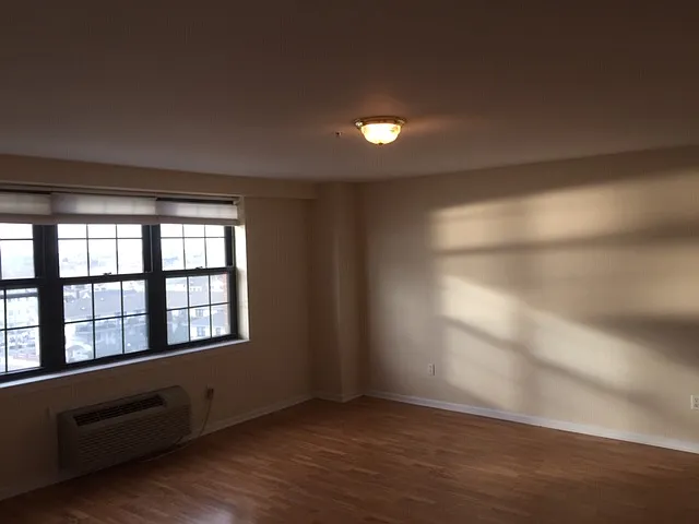 26 W Broadway Blvd #303 — Photo 17