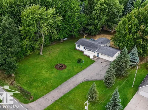 2711 Hibbard Rd, Corunna, MI 48817