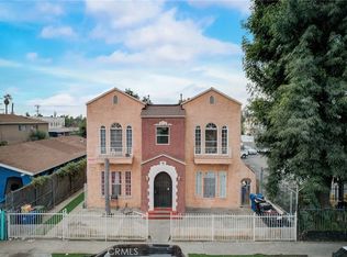 1162 E 43rd Pl, Los Angeles, CA 90011