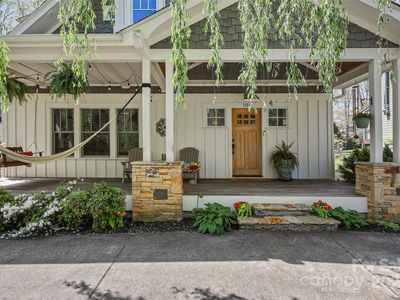 106 4th St, Black Mountain, NC, 28711