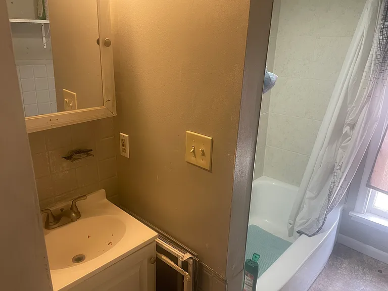 2120 Harriet Ave #3 — Photo 8