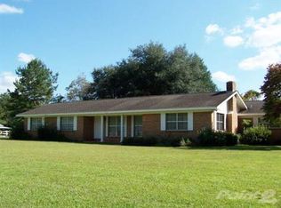 1405 Bentley Rd, Cottondale, FL 32431