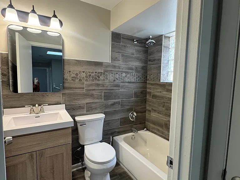 9345 S Pulaski Rd #1E — Photo 18