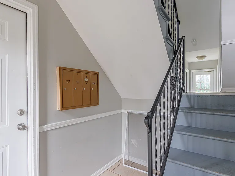 5117 Valiant Dr — Photo 7