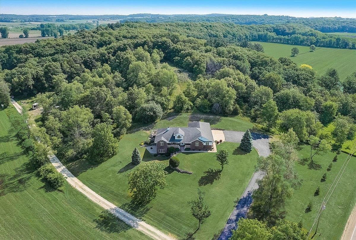 W1940 County Road C, Brooklyn, WI 53521 MLS 1959547 Zillow