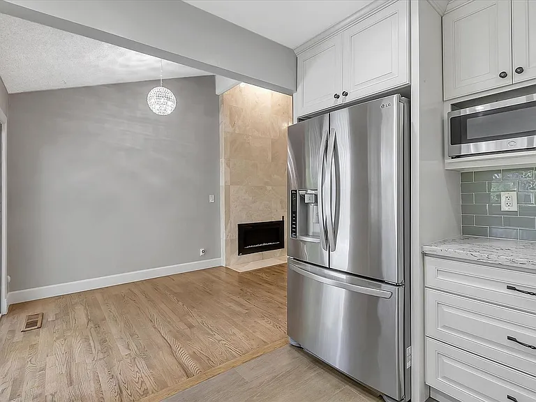 821 Figwood Ct — Photo 17